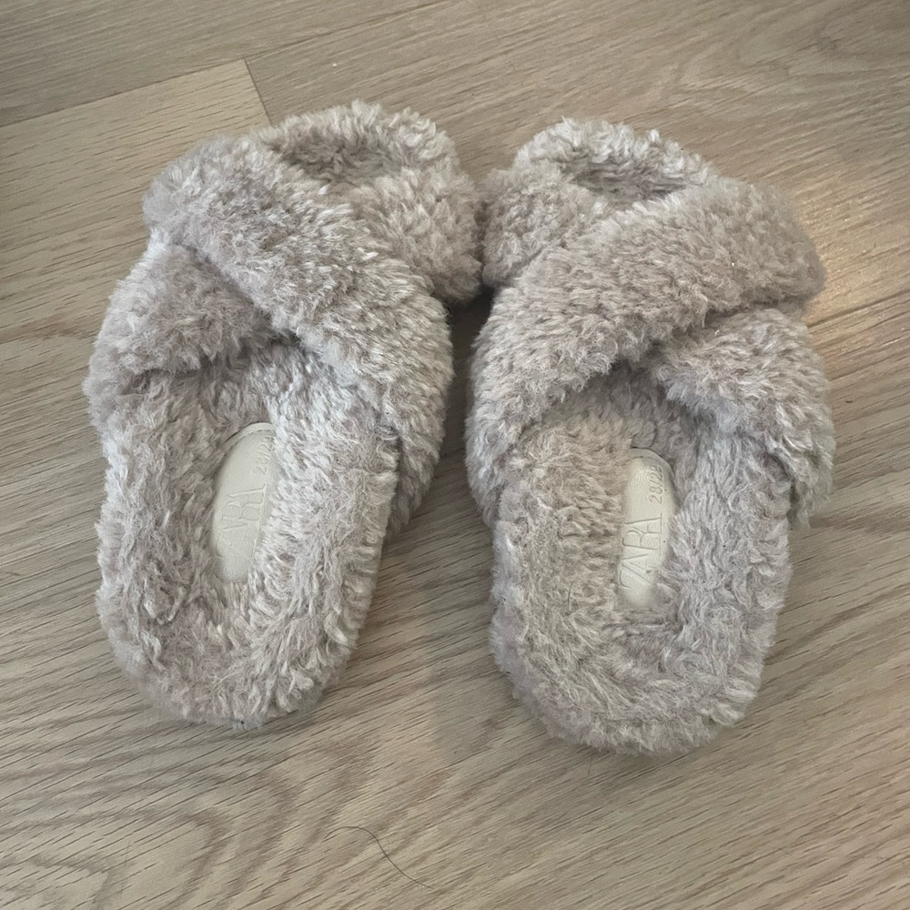 zara girls slippers